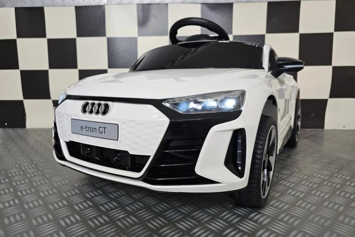 Otroški avto na akumulator AUDI E-Tron GT - Bela - 1