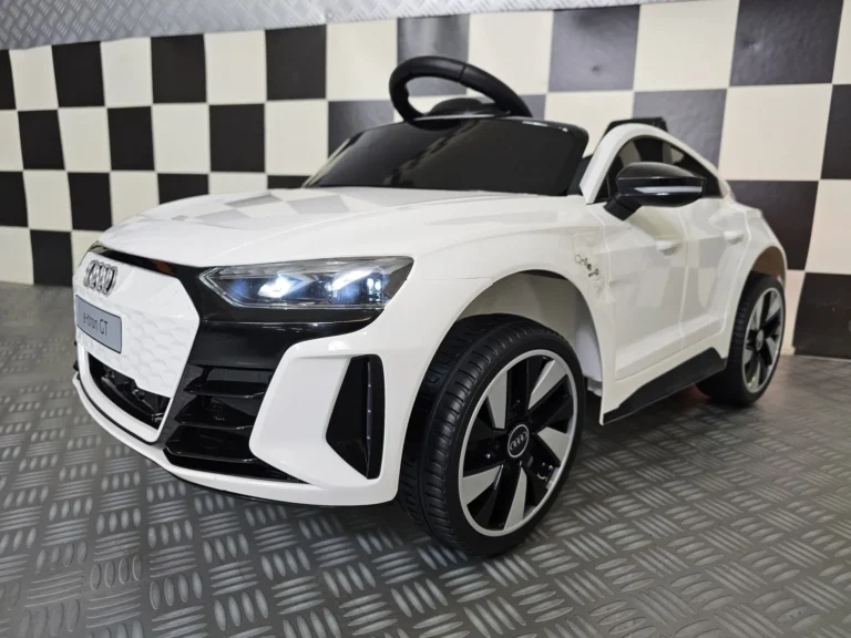 Otroški avto na akumulator AUDI E-Tron GT - Bela - 2