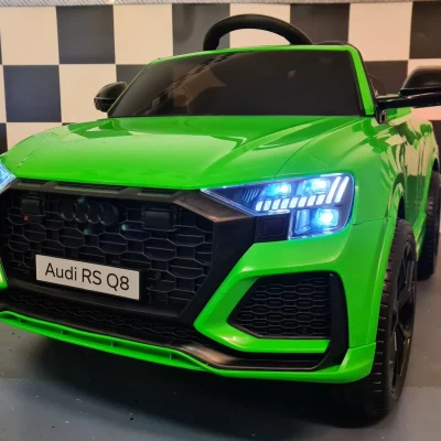 Otroški avto na akumulator AUDI RS Q8 - Zelena - 1