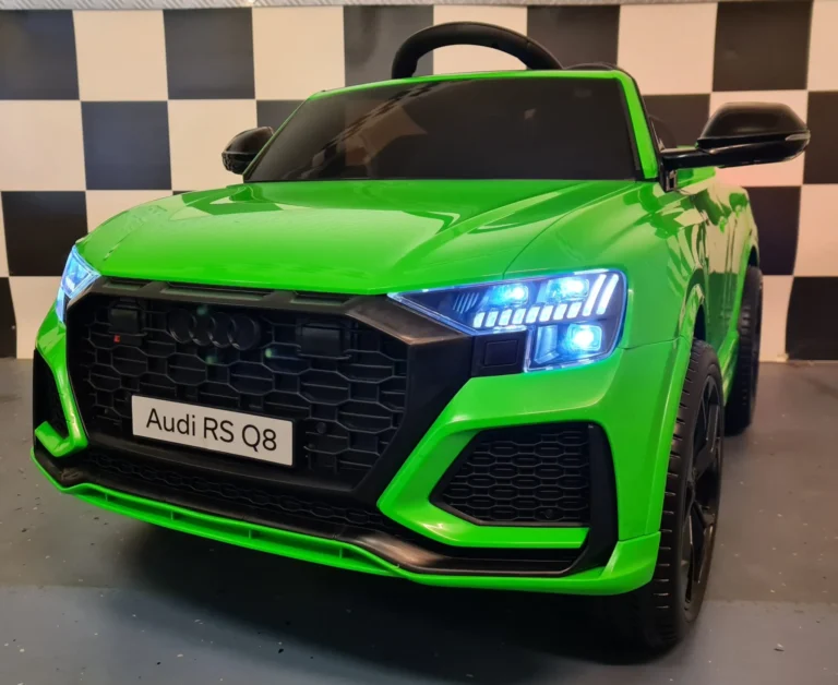 Otroški avto na akumulator AUDI RS Q8 - Zelena - 1