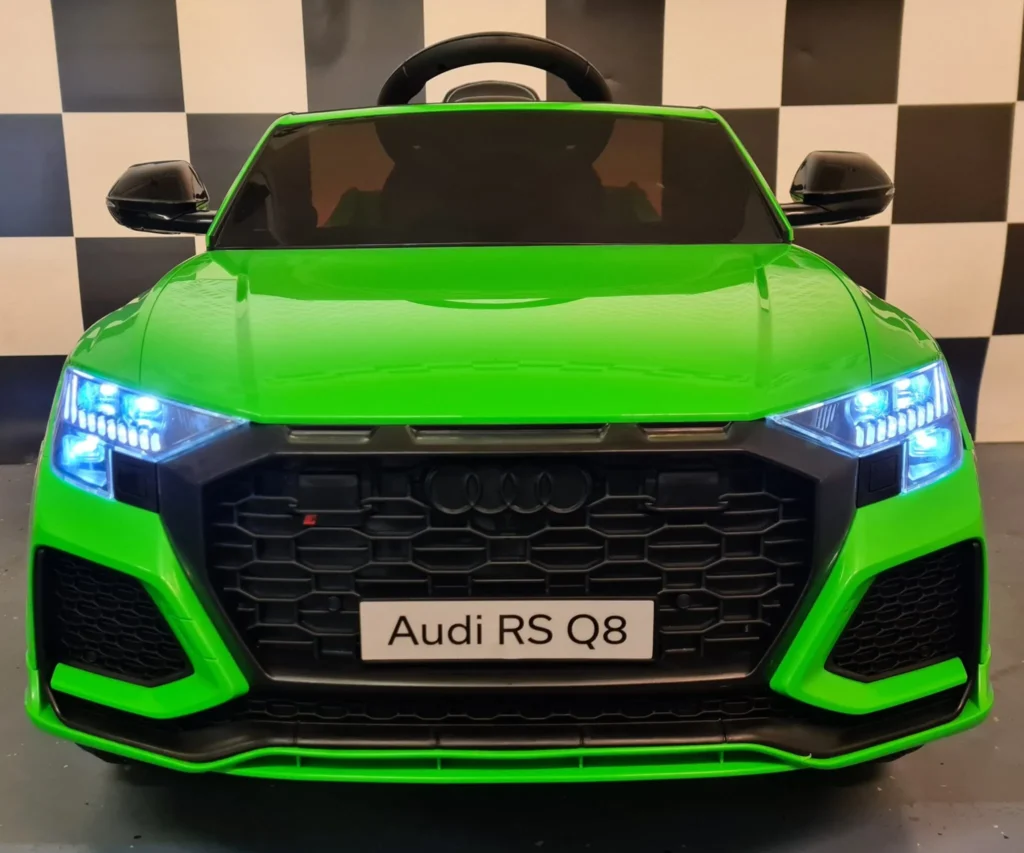 Otroški avto na akumulator AUDI RS Q8 - Zelena - 3
