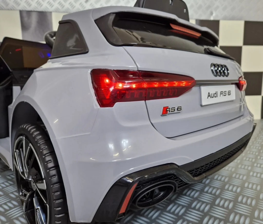 Otroški avto na akumulator AUDI RS6 - Siva - 8