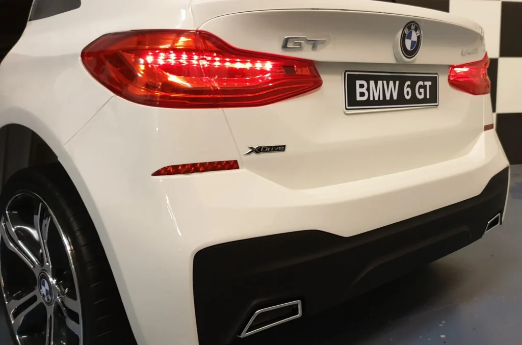 Otroški avto na akumulator BMW 6 GT - Bela - 7