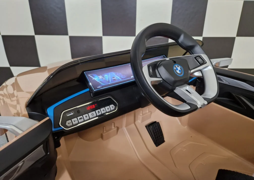 Otroški avto na akumulator BMW i4 - Šampanjec - 10