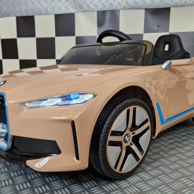 Otroški avto na akumulator BMW i4 - Šampanjec - 2