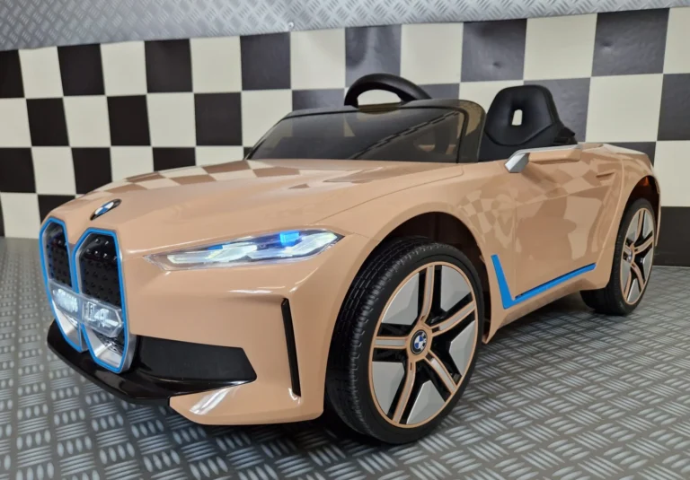 Otroški avto na akumulator BMW i4 - Šampanjec - 2