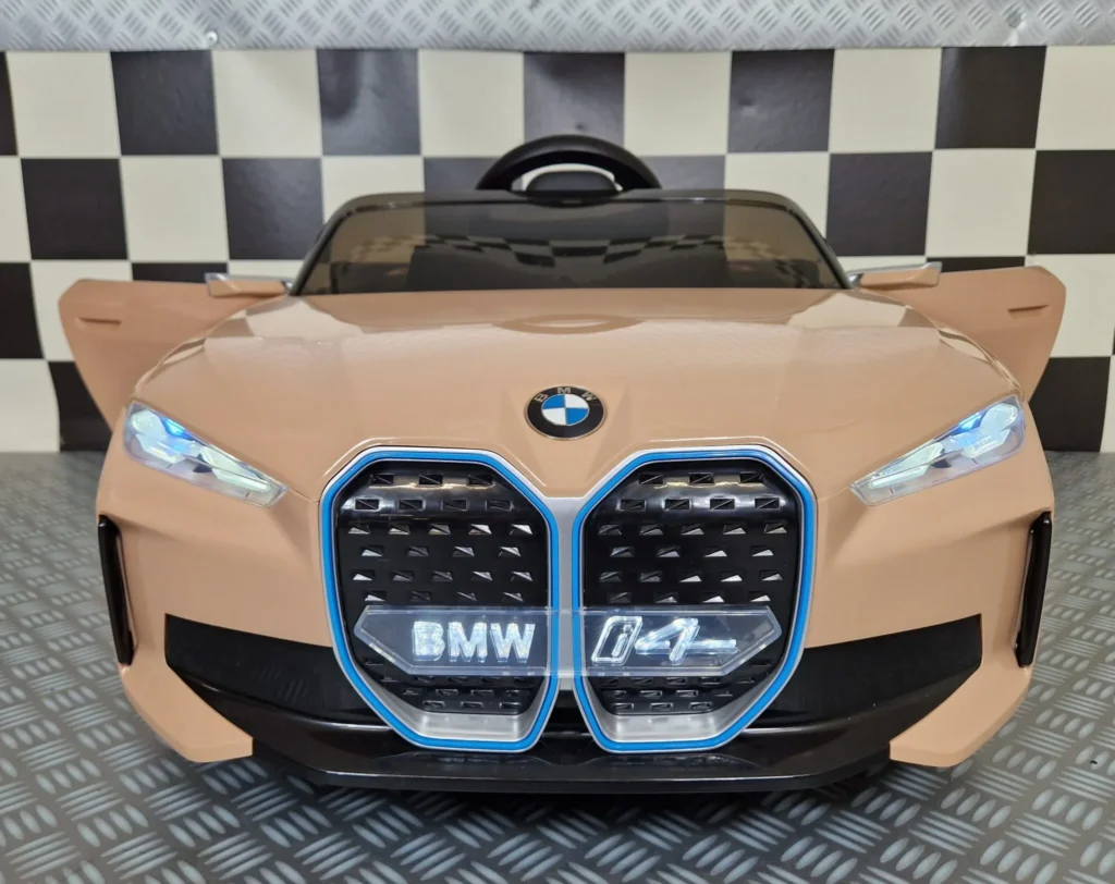 Otroški avto na akumulator BMW i4 - Šampanjec - 3