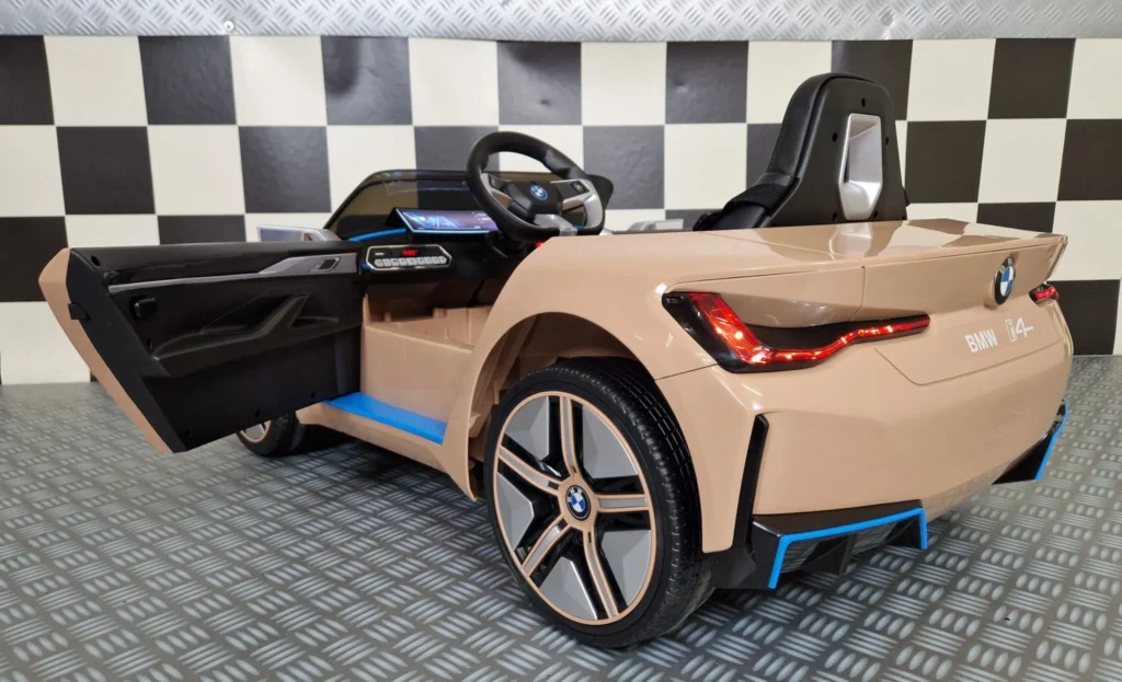 Otroški avto na akumulator BMW i4 - Šampanjec - 5