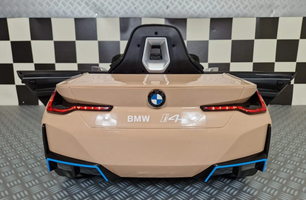 Otroški avto na akumulator BMW i4 - Šampanjec - 6