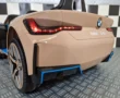 Otroški avto na akumulator BMW i4 - Šampanjec - 8