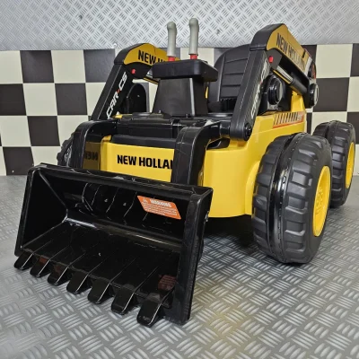 Otroški avto na baterije Bager New Holland 1