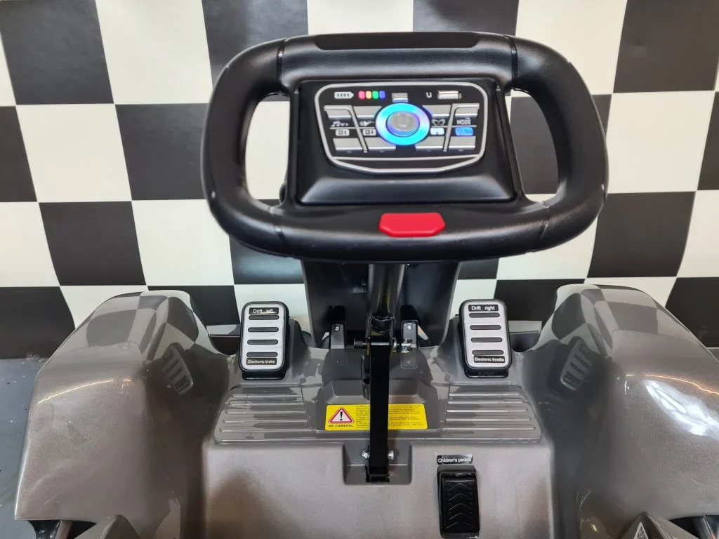 Otroški avto na baterije Go-kart 8