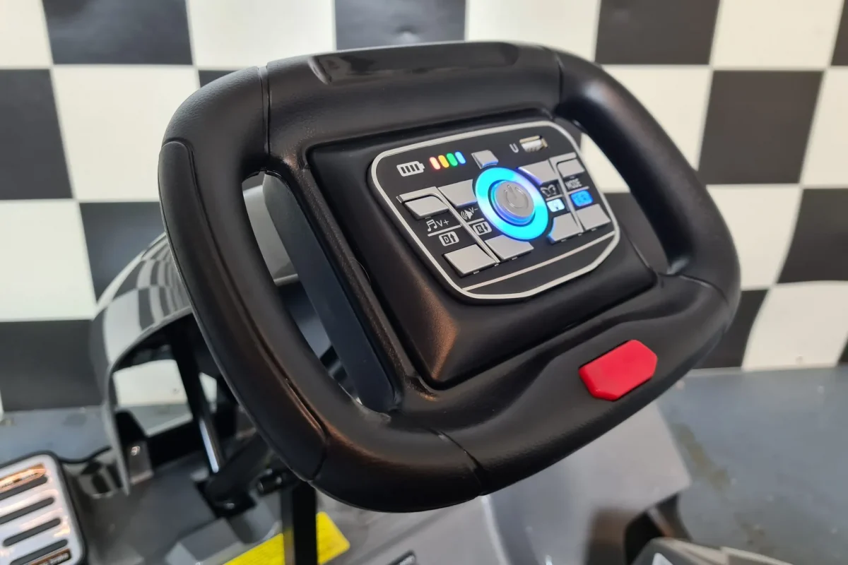 Otroški avto na baterije Go-kart 9