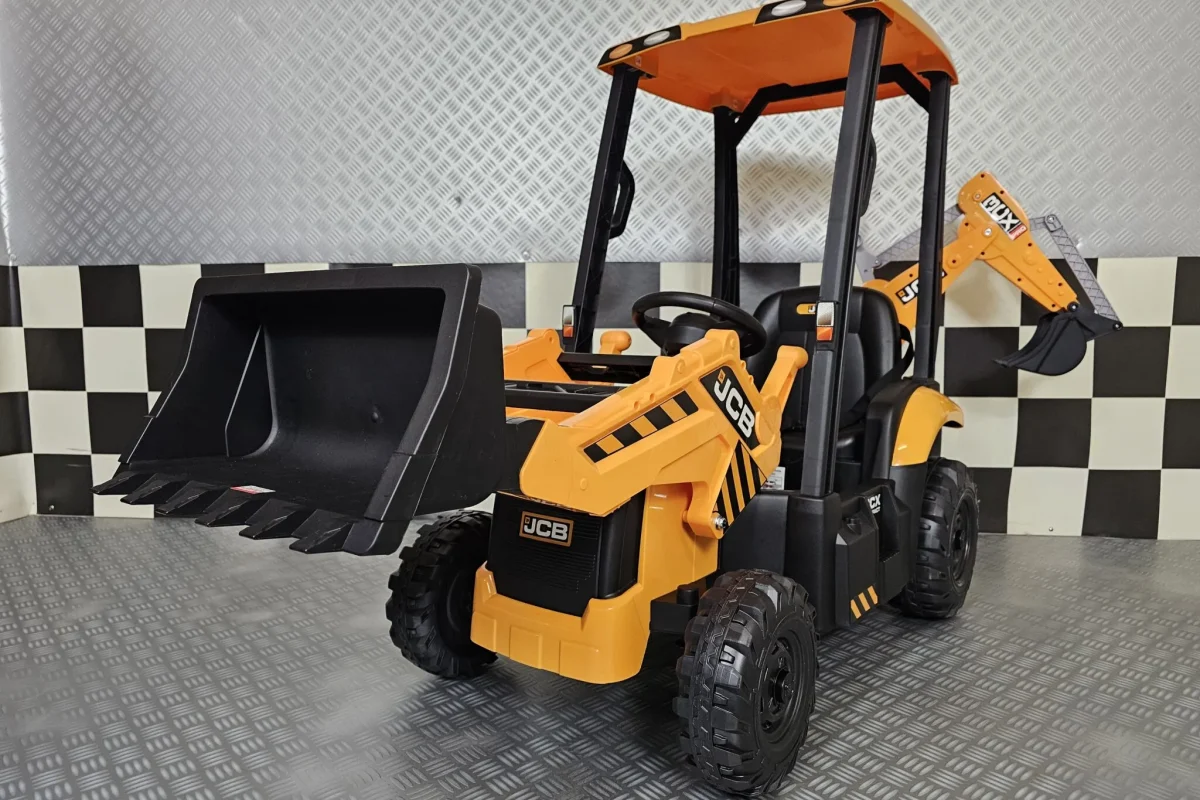 Otroški avto na baterije Traktor JCB Sitemaster s streho 1