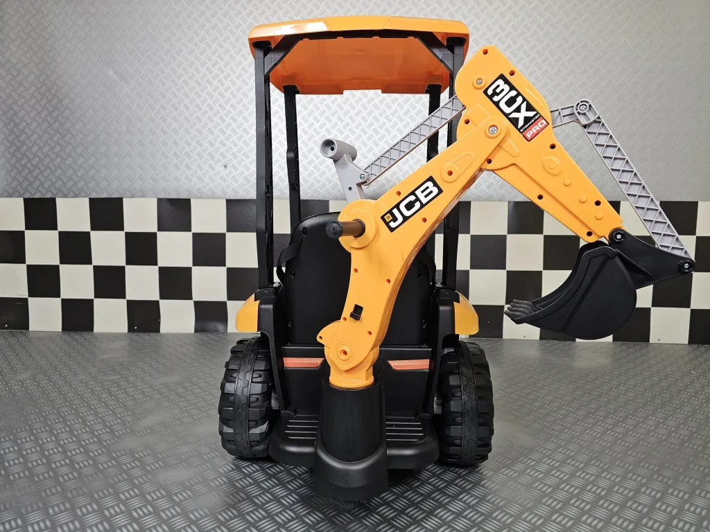 Otroški avto na baterije Traktor JCB Sitemaster s streho 6